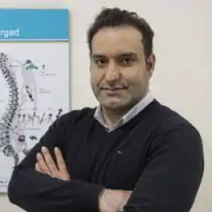 اکبر ابوئی مهریزی