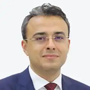 آرش فتاحی
