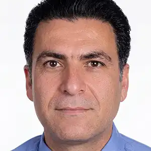 داریوش ناویافر